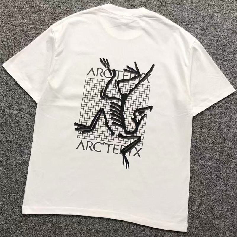 ARC'TERYX T-SHIRT 3203204315（im 170cm 60kg i wear size 2XL in the phot）