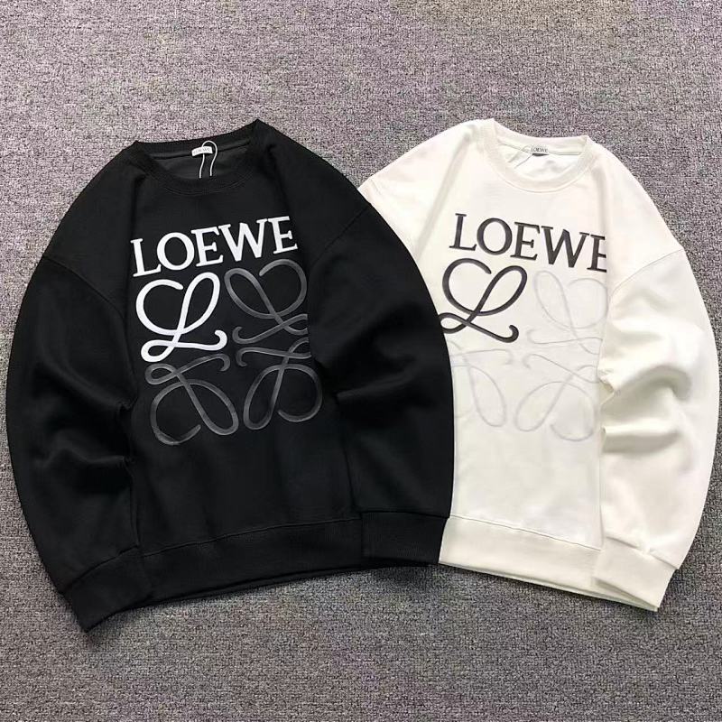 LOEWE HOODIE 4111100901（im 170cm 60kg i wear size XL in the phot）