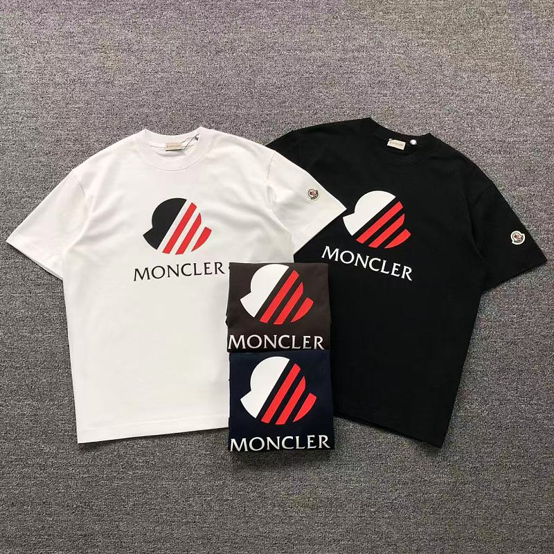 MONCLER T-SHIRT 5212905147（im 170cm 60kg i wear size M in the phot）