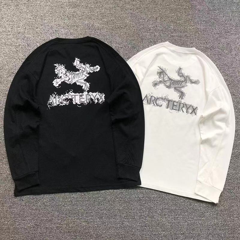 ARC'TERYX LONG SLEEVED 2207061401（im 170cm 60kg i wear size L in the phot）