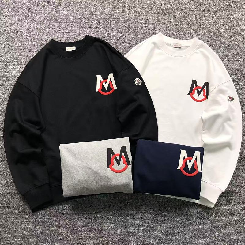 MONCLER HOODIE 5110801147（im 170cm 60kg i wear size M in the phot）