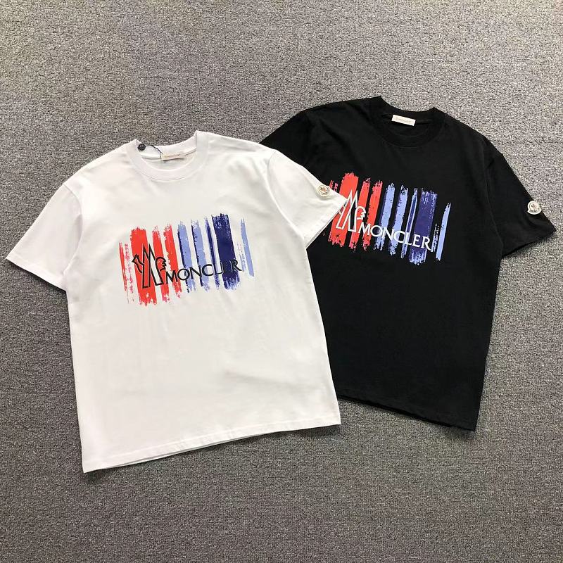 MONCLER T-SHIRT 3203052121（im 170cm 60kg i wear size M in the phot）
