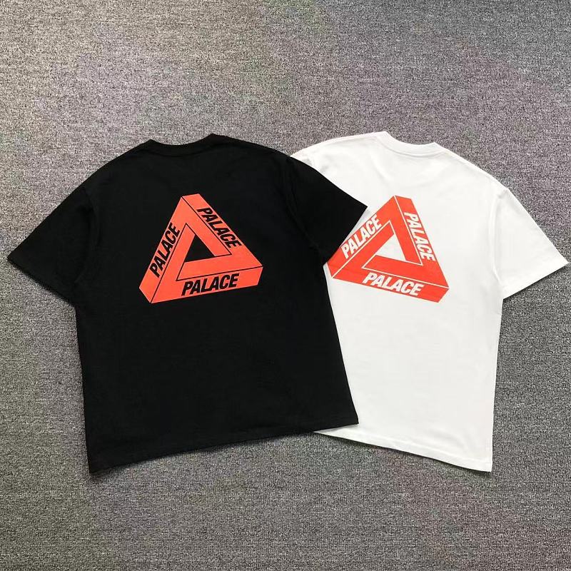 PALACE T-SHIRT 127202421（im 170cm 60kg i wear size M in the phot）