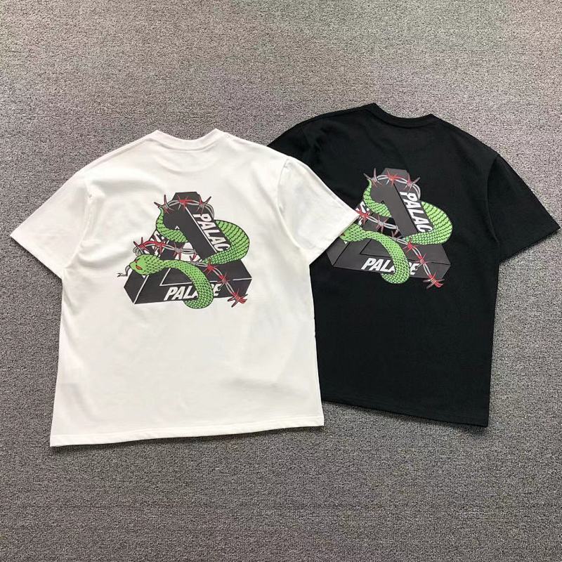 PALACE T-SHIRT 1104071321（im 170cm 60kg i wear size M in the phot）