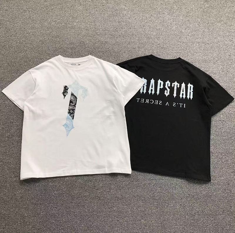 TRAPSTAR T-SHIRT 411184463（im 170cm 57kg i wear size S in the phot）