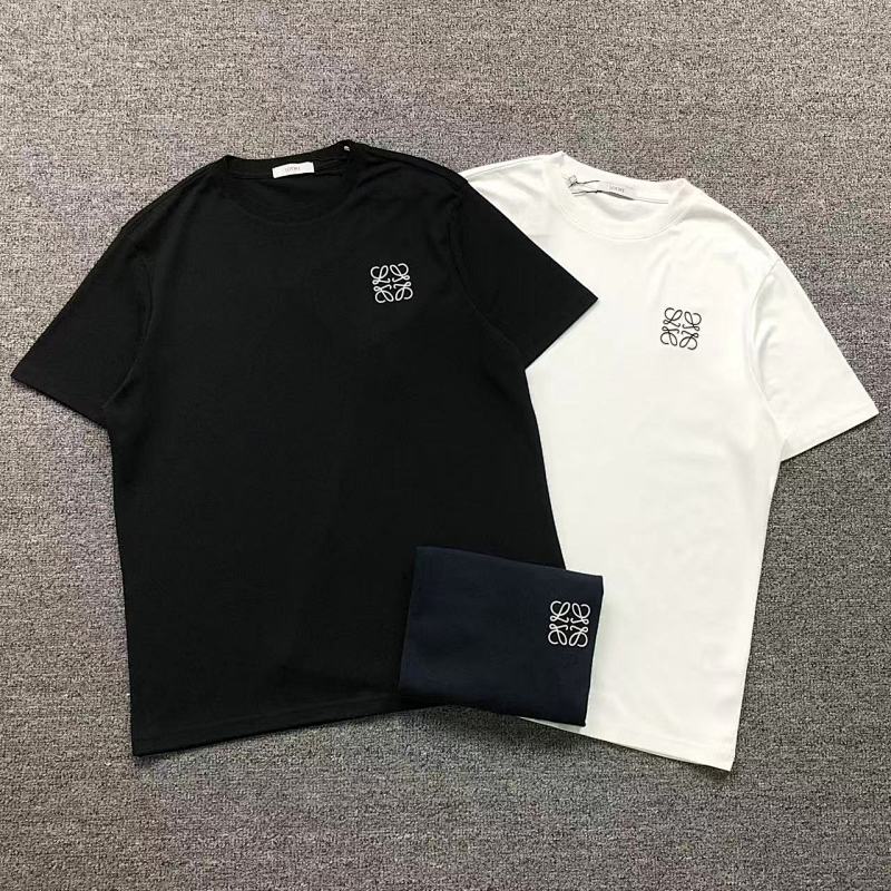 LOEWE T-SHIRT 22041512001（im 170cm 60kg i wear size L in the phot）