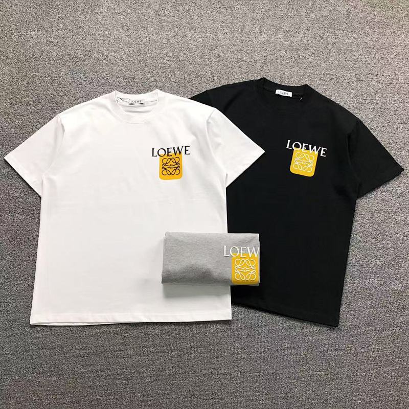 LOEWE T-SHIRT 41080214133（im 170cm 60kg i wear size XL in the phot）