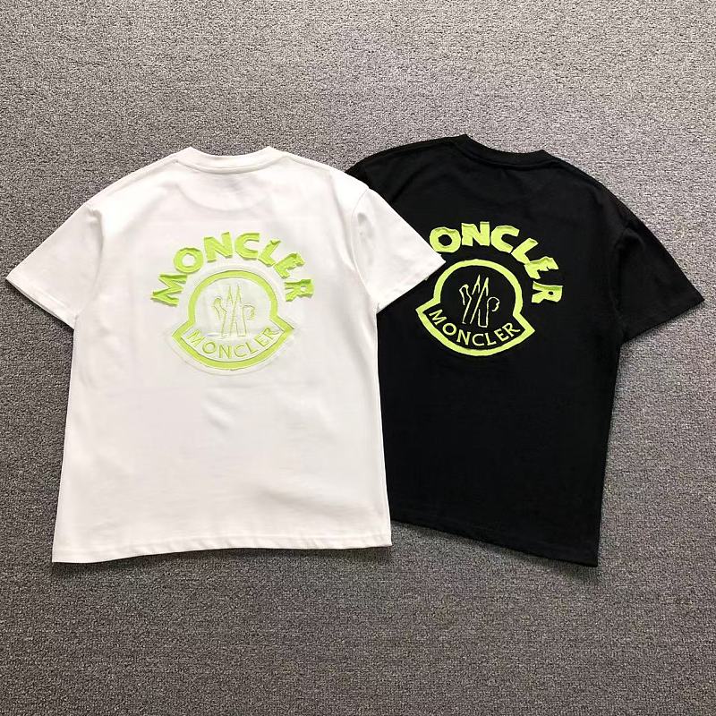 MONCLER T-SHIRT 22051223001（im 170cm 60kg i wear size S in the phot）