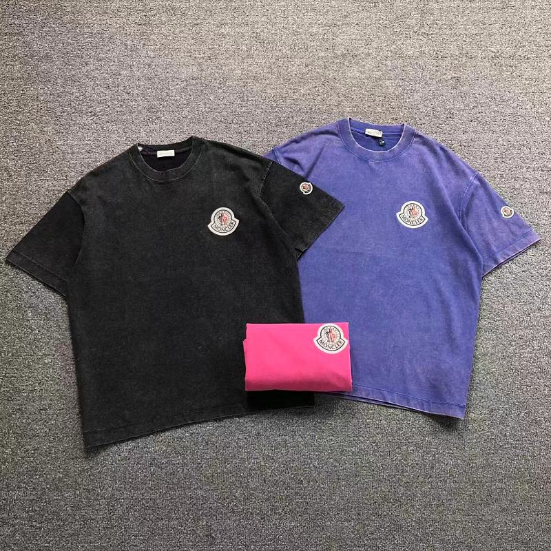 MONCLER T-SHIRT 2203262501（im 170cm 65kg i wear size M in the phot）