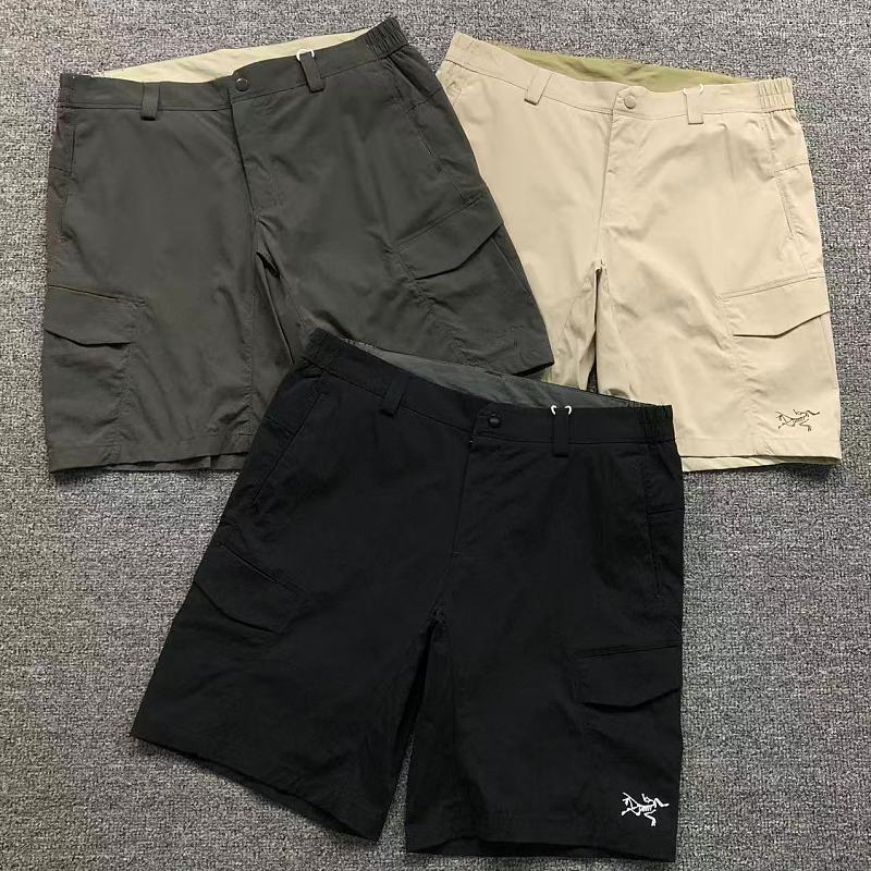 ARC'TERYX SHORTS 4206011701（im 170cm 60kg i wear size XL in the phot）