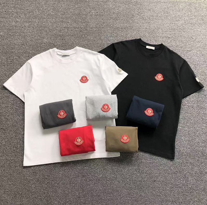 MONCLER T-SHIRT 413250521（im 170cm 55kg i wear size M in the phot）