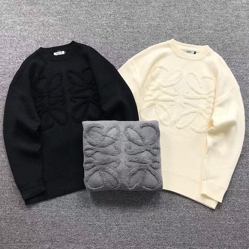 LOEWE SWEATER 41101117146（im 170cm 60kg i wear size M in the phot）