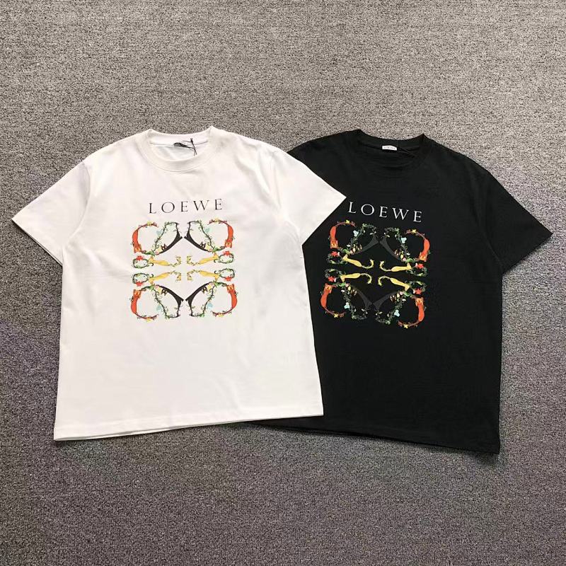 LOEWE T-SHIRT 2201031001 （im 170cm 60kg i wear size S in the phot）