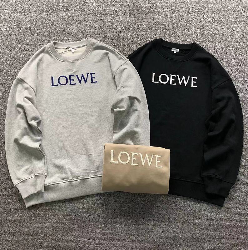 LOEWE HOODIE 3209072421（im 170cm 60kg i wear size S in the phot）