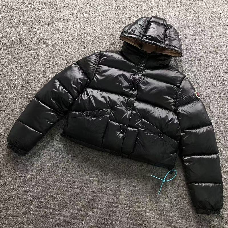 MONCLER DOWN JACKETS FEMAIE STYIE 3208272616