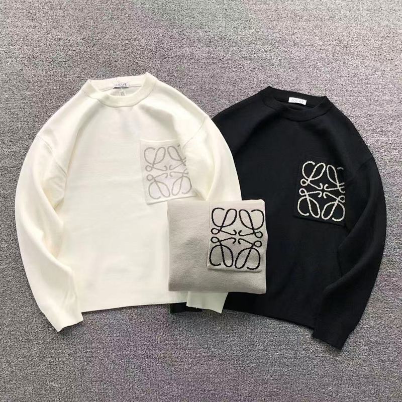 LOEWE SWEATER 4112815156（im 170cm 60kg i wear size XS in the phot）