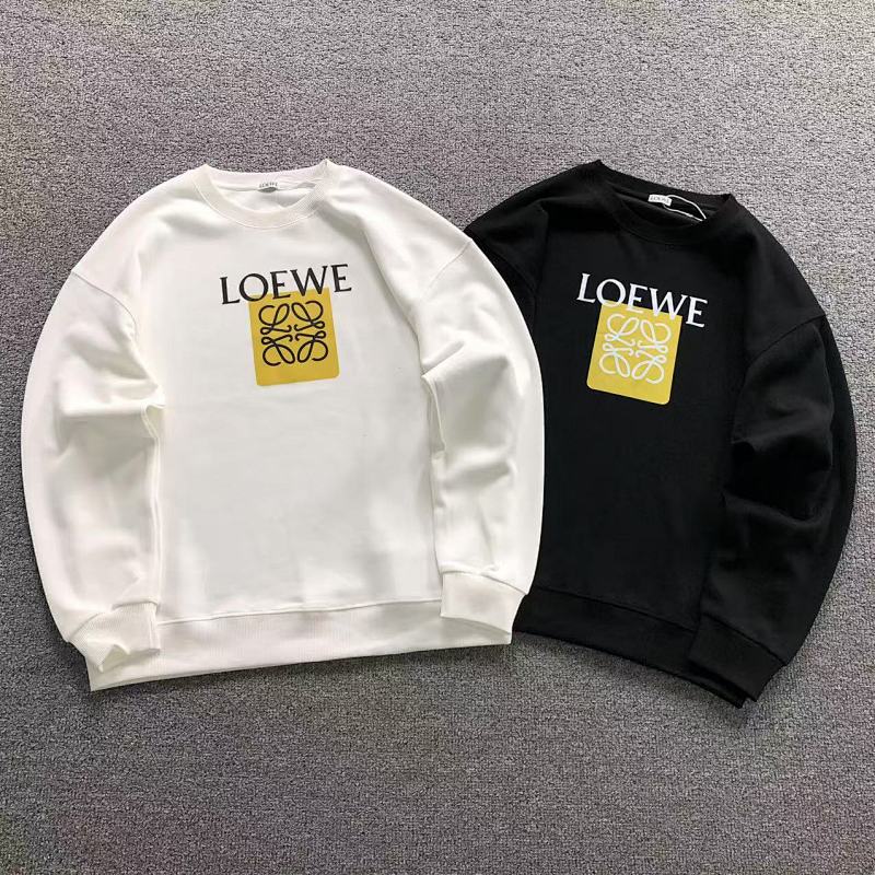 LOEWE HOODIE 4111081801（ im 170cm 60kg i wear size L in the phot）