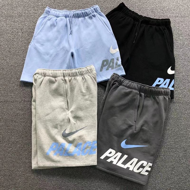 PALACE NIKE SHORTS 3206060935（im 170cm 60kg i wear size M in the phot）