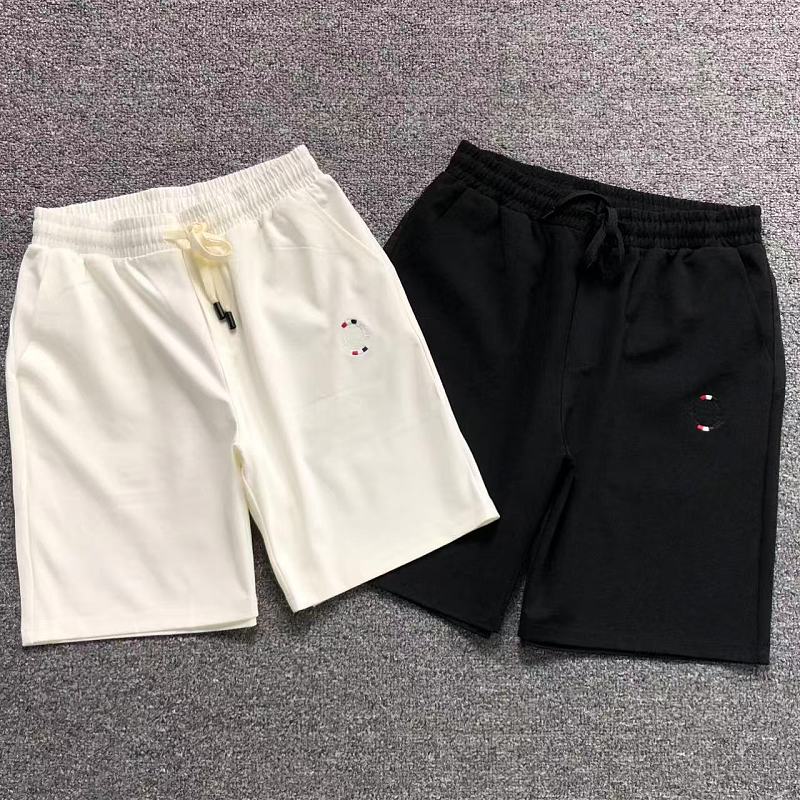 MONCLER SHORTS 3203237120（im 170cm 60kg i wear size XL in the phot)