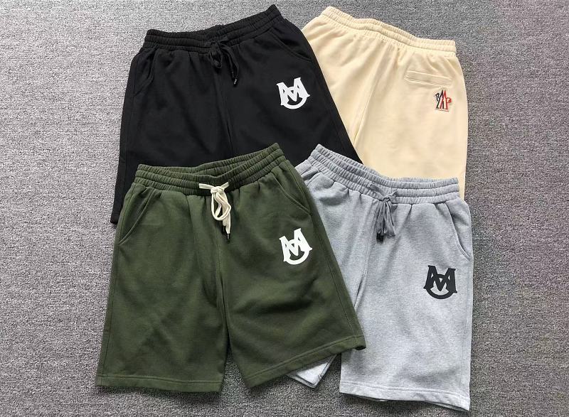 MONCLER SHORTS 413230821（im 170cm 60kg i wear size M in the phot)