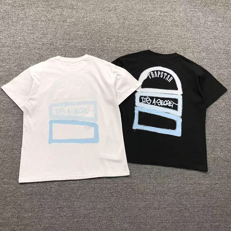 TRAPSTAR T-SHIRT 411185363（im 170cm 57kg i wear size S in the phot）