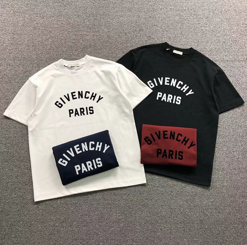 GIVENCHY T-SHIRT 3201312921（im 170cm 60kg i wear size M in the phot）