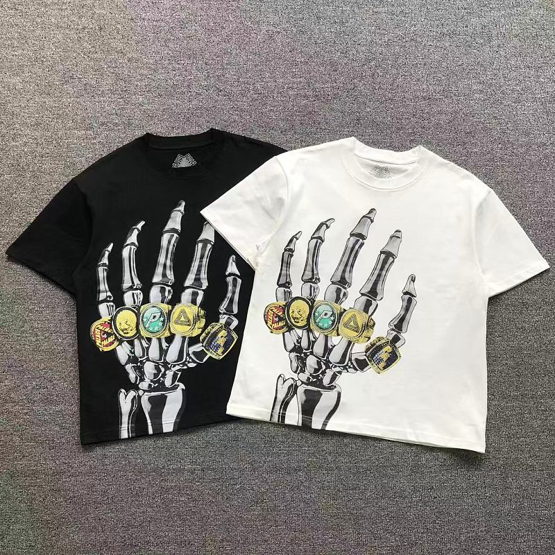 PALACE T-SHIRT 3207242917（im 170cm 60kg i wear size S in the phot）
