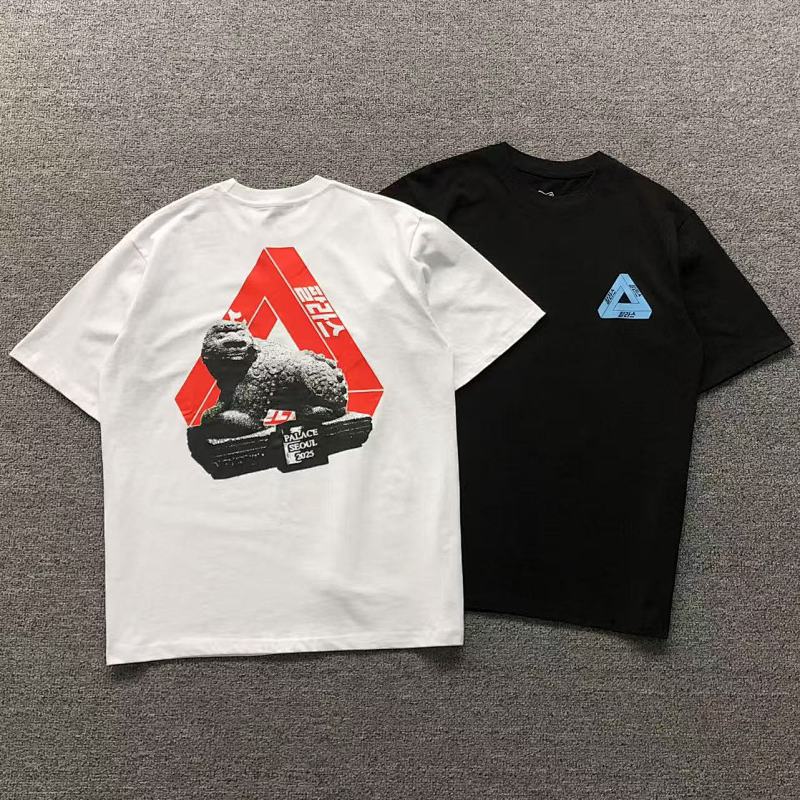 PALACE T-SHIRT 1106031153（im 170cm 60kg i wear size M in the phot）