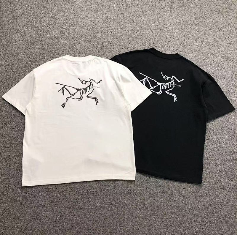 ARC'TERYX T-SHIRT 523170870（im 170cm 60kg i wear size M in the phot）