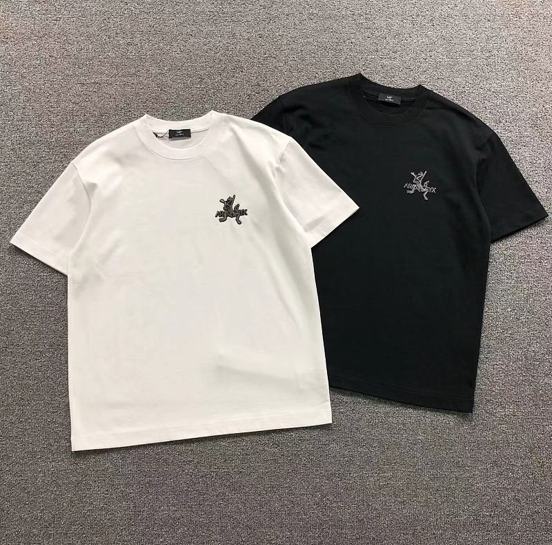 ARC'TERYX T-SHIRT 5241654147（im 170cm 60kg i wear size L in the phot）