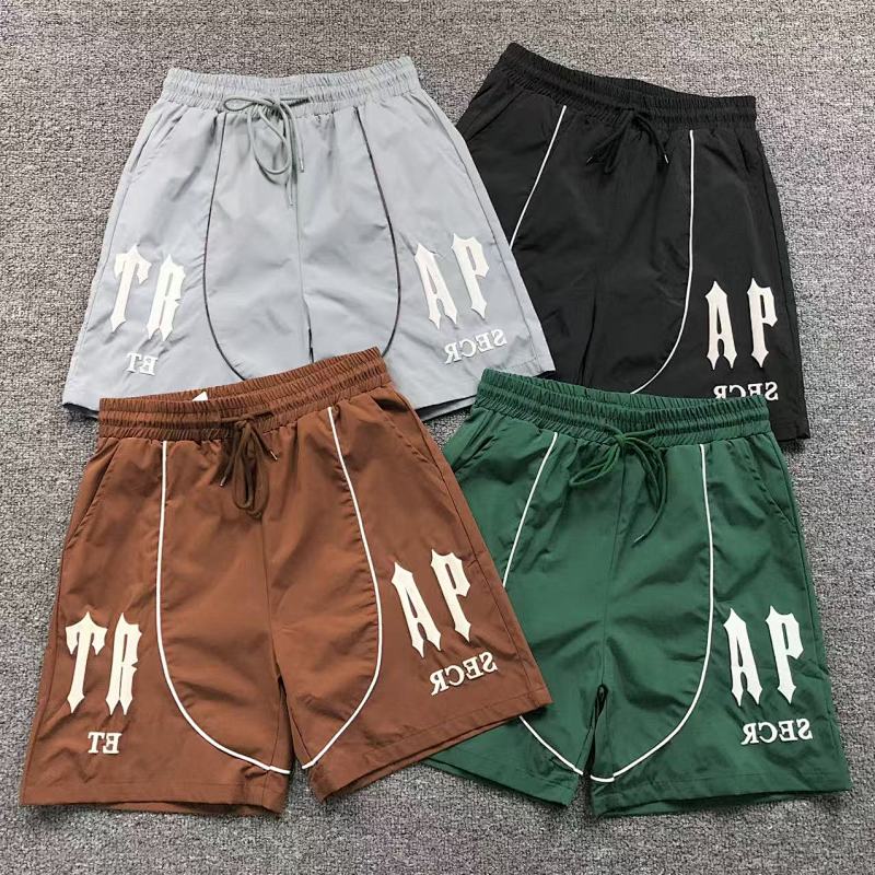 TRAPSTAR SHORTS 1104210740（im 170cm 60kg i wear size M in the phot）