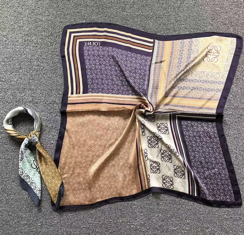 LOEWE SCARF 31071920102(长69CM*宽69CM*)