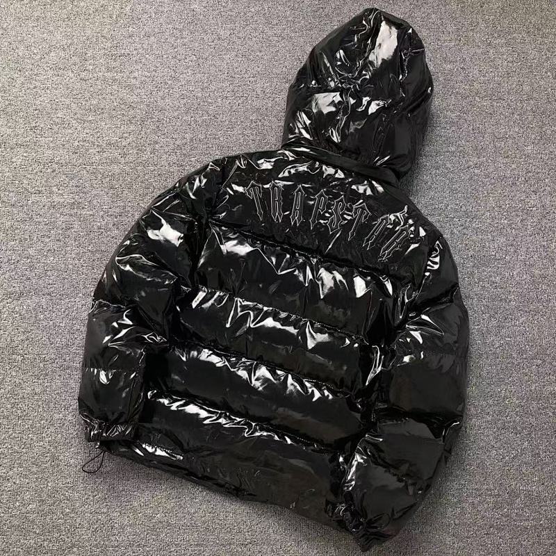 TRAPSTAR COTTON CIOTHES 211070617（im 170cm 55kg i wear size M in the phot）