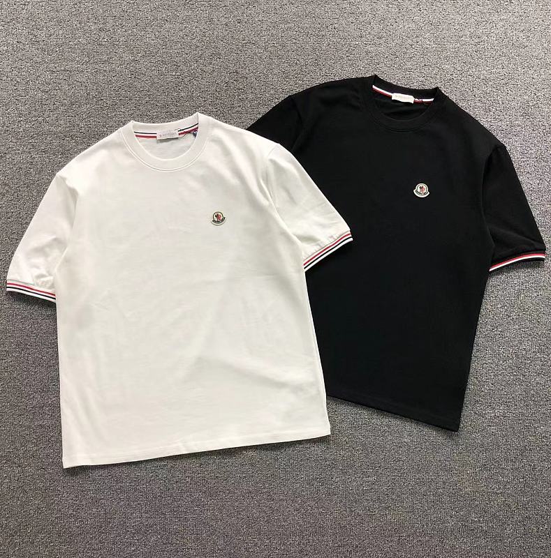 MONCLER T-SHIRT 5242604147（im 170cm 60kg i wear size M in the phot）
