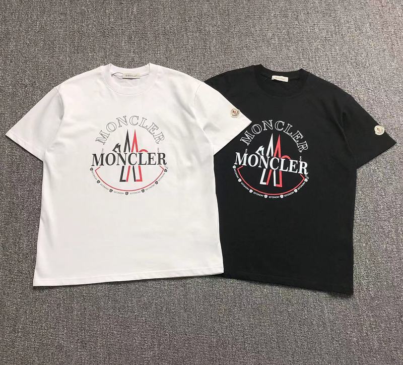 MONCLER T-SHIRT 411141621（im 170cm 57kg i wear size M in the phot）