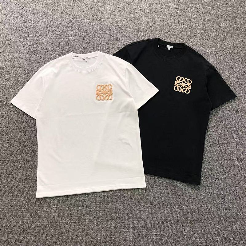 LOEWE T-SHIRT 3108052421（im 170cm 60kg i wear size M in the phot）
