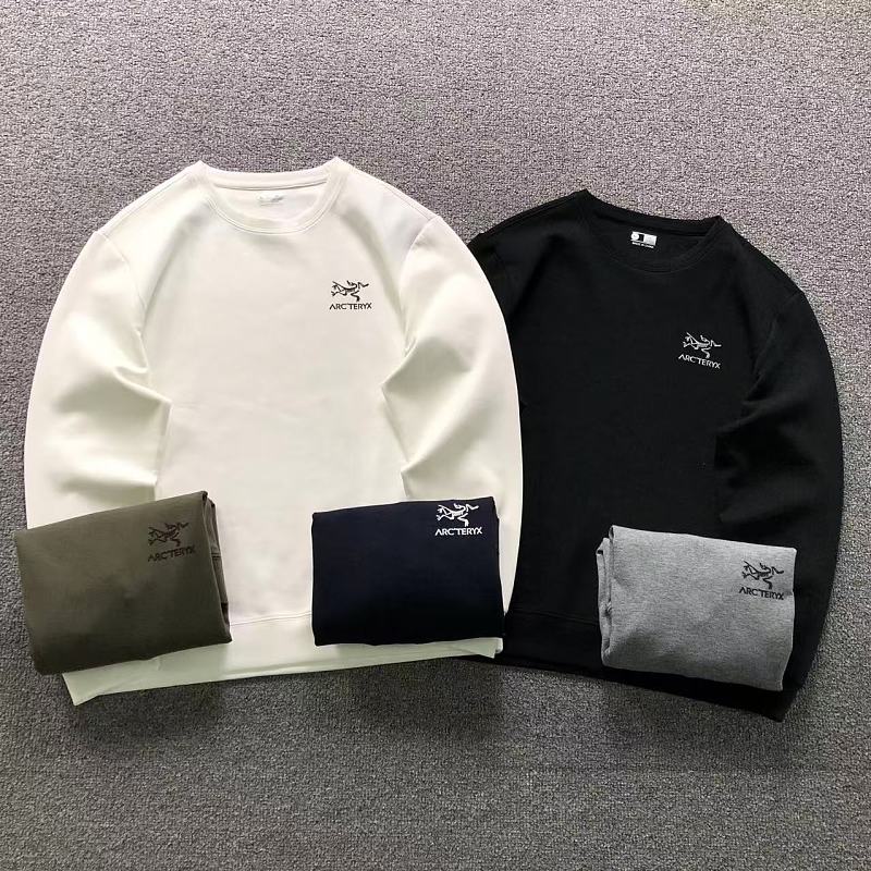 ARC'TERYX HOODIE 2207090504（im 170cm 60kg i wear size XL in the phot）