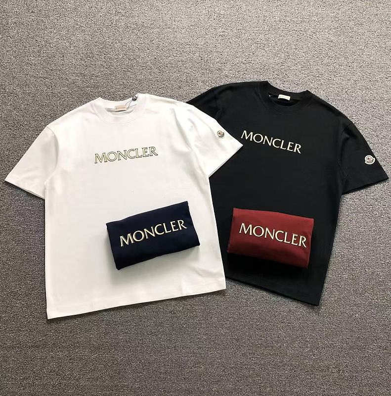 MONCLER T-SHIRT 5241631147（im 170cm 60kg i wear size M in the phot）