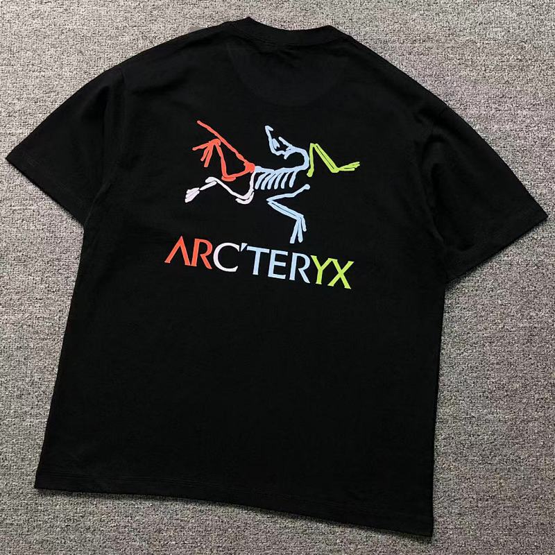 ARC'TERYX T-SHIRT 3203204915（im 170cm 60kg i wear size 2XL in the phot）