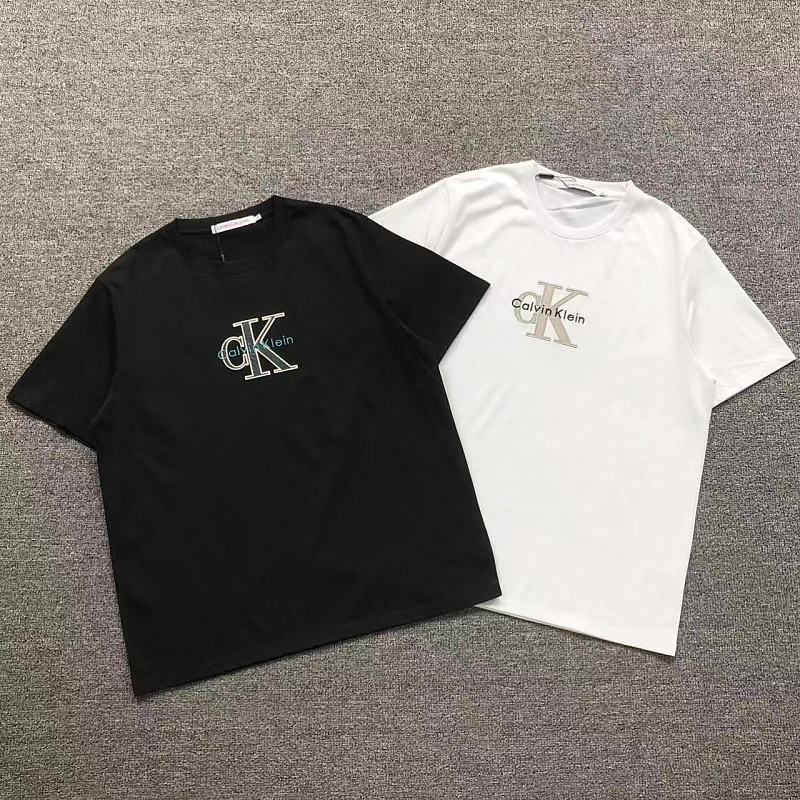 CALVIN KLEIN T-SHIRT 4208180701（im 170cm 60kg i wear size 2XL in the phot）