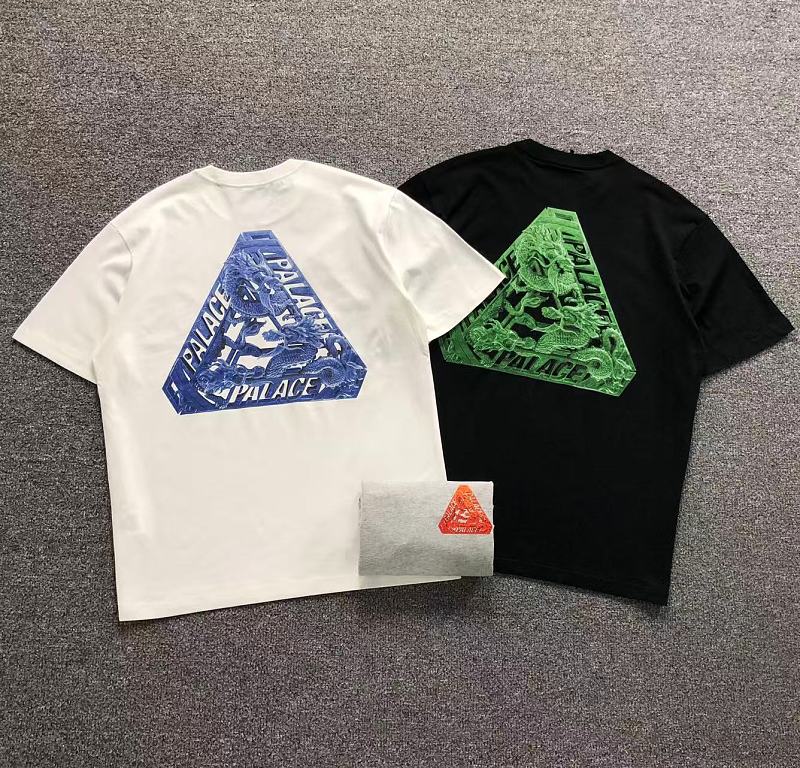 PALACE T-SHIRT 3207060802（im 170cm 60kg i wear size L in the phot）