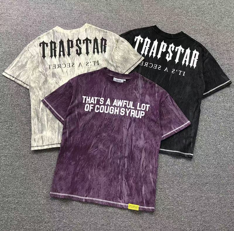 TRAPSTAR T-SHIRT 312110617（im 170cm 57kg i wear size S in the phot）