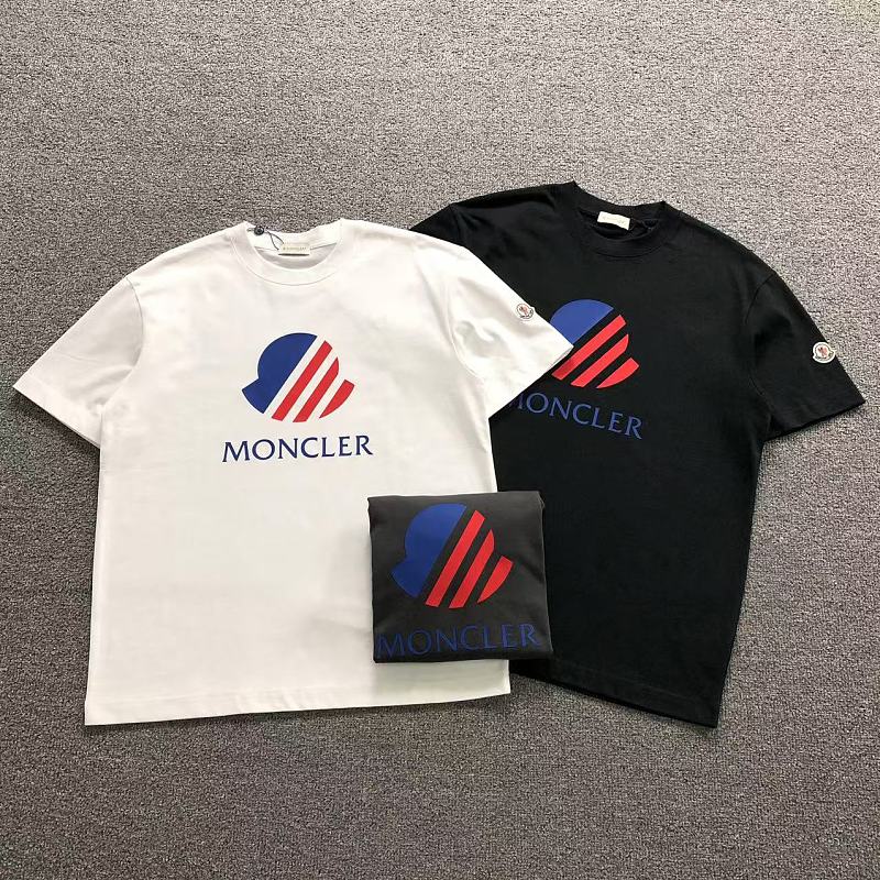 MONCLER T-SHIRT 5242002147 （im 170cm 60kg i wear size L in the phot）