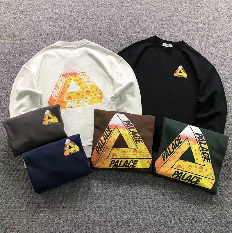 PALACE HOODIE 3108260821（im 170cm 60kg i wear size M in the phot）