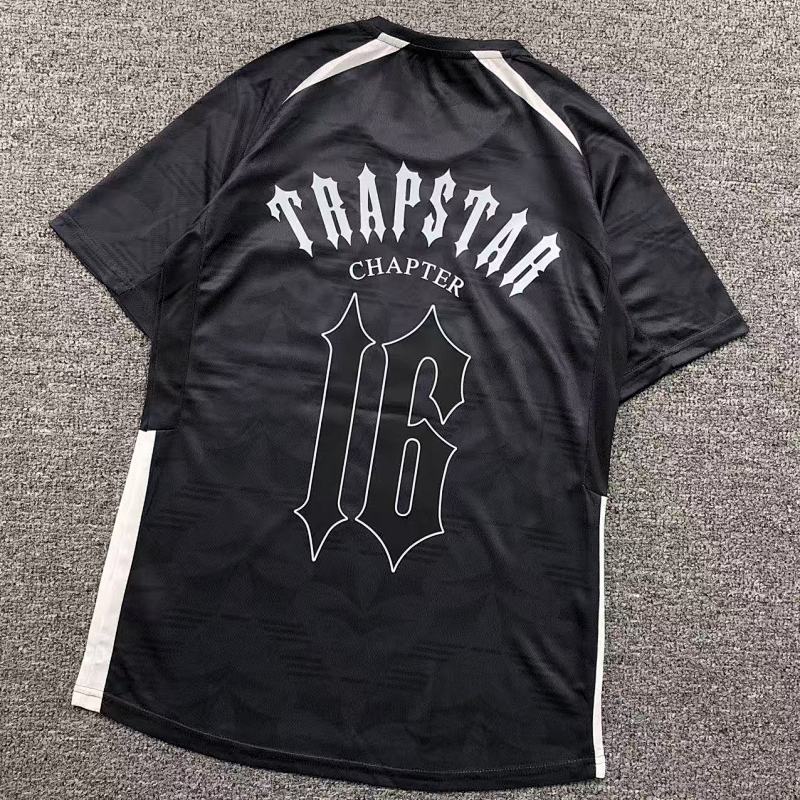 TRAPSTAR T-SHIRT 41184463（im 170cm 57kg i wear size S in the phot）