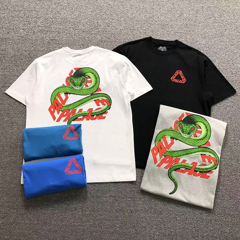 PALACE T-SHIRT 3206300702（ im 170cm 60kg i wear size L in the phot）