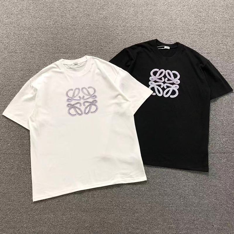LOEWE T-SHIRT 4111061901（im 170cm 60kg i wear size L in the phot）