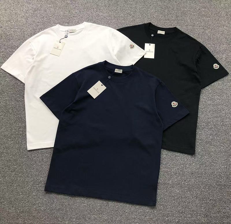 MONCLER T-SHIRT 112072221