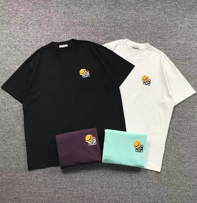 LOEWE T-SHIRT 42020202133（im 170cm 60kg i wear size 2XL in the phot）
