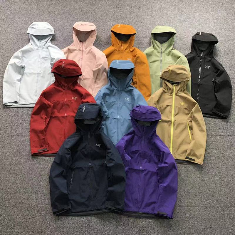 ARC'TERYX JACKET 218151315（im 170cm 60kg i wear size M in the phot）